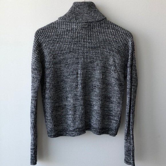 AE Outfitters Salt/Pepper Turtle Neck Sweater - Picture 3 of 3